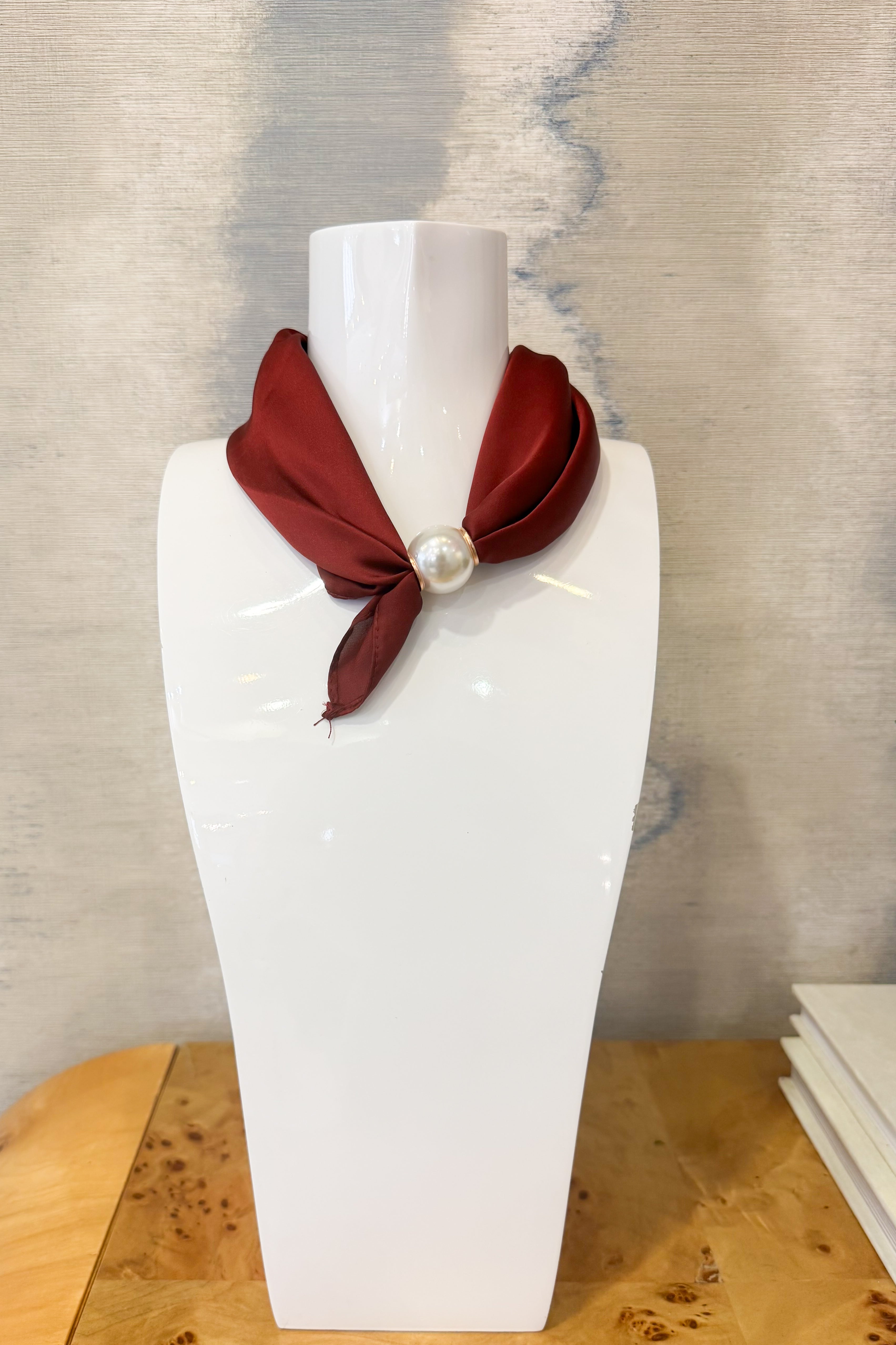 Accented Pearl Scarf Choker