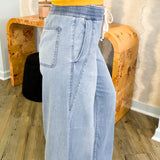 Medium Light Pull-On Denim Wide Leg Jeans